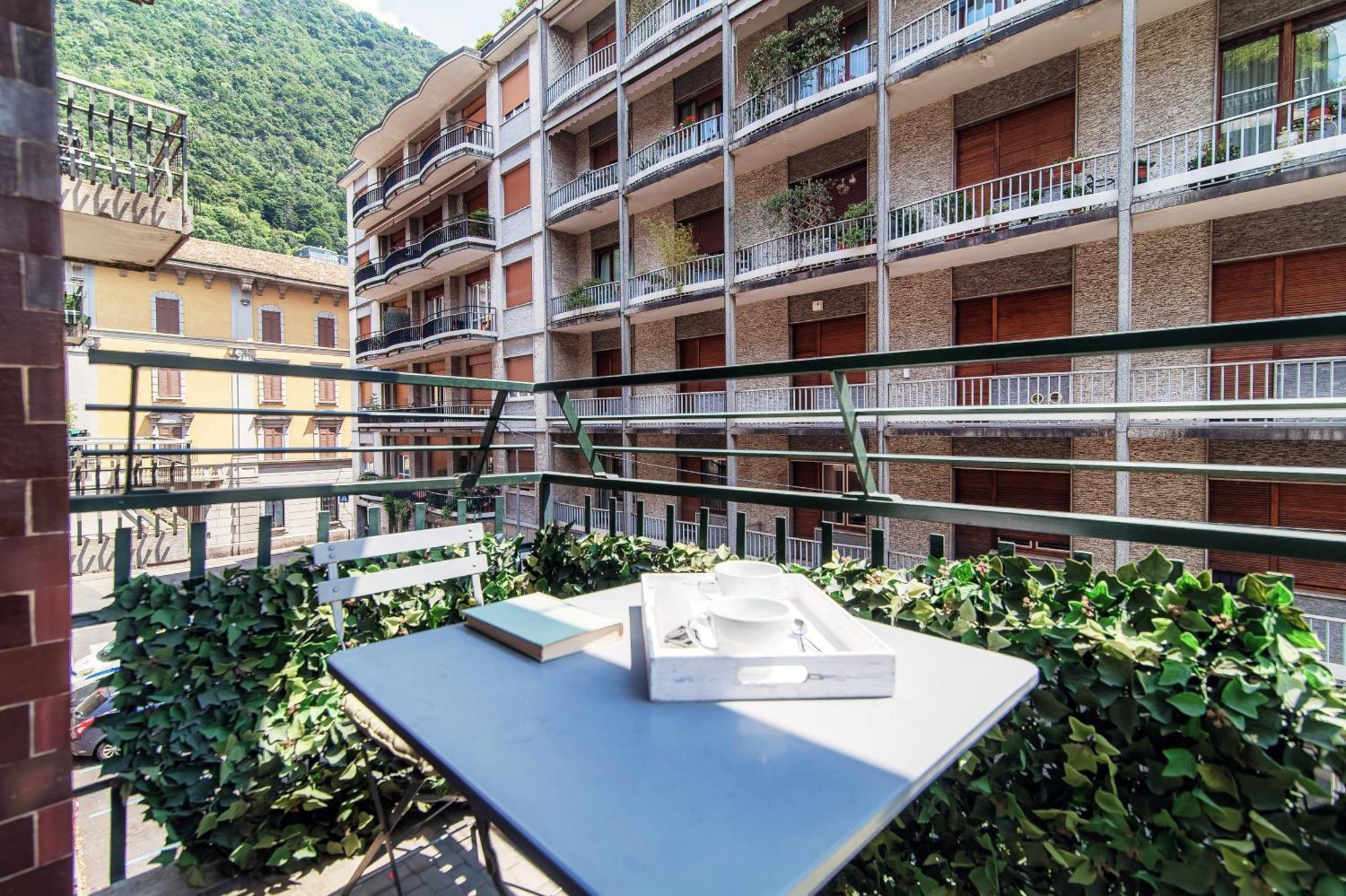 Rezzonico Suites - By Myhomeincomo Eksteriør bilde